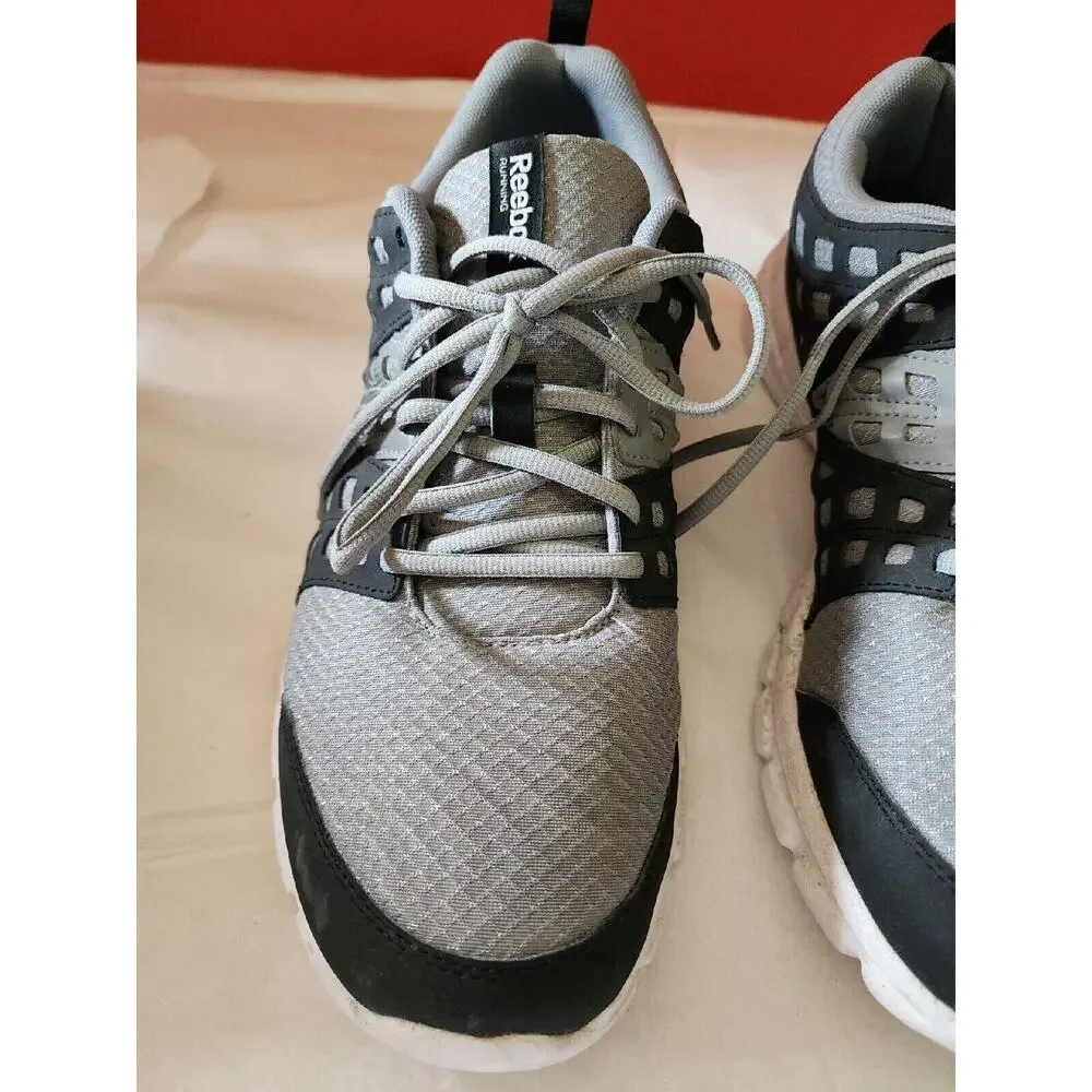 Reebok Men's 10.5 Gray Grey Black Running Shoes